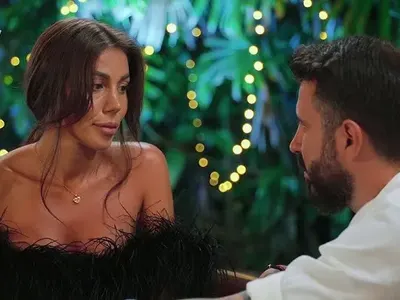 Рупецова зарязала Мартин?! Ще й се!! Ето какво й сервира Елвиса след финала и я оставя с пръст в... (ВИЖ ТУК)