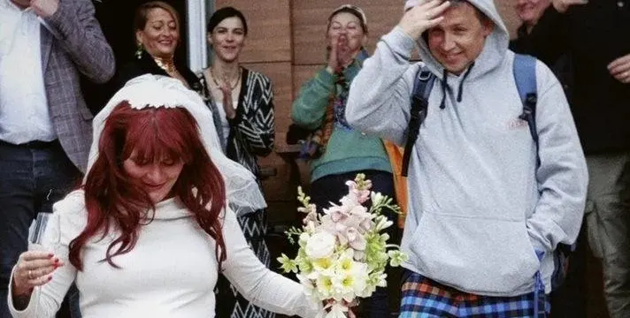 Рут Колева роди син, кръсти го Езра