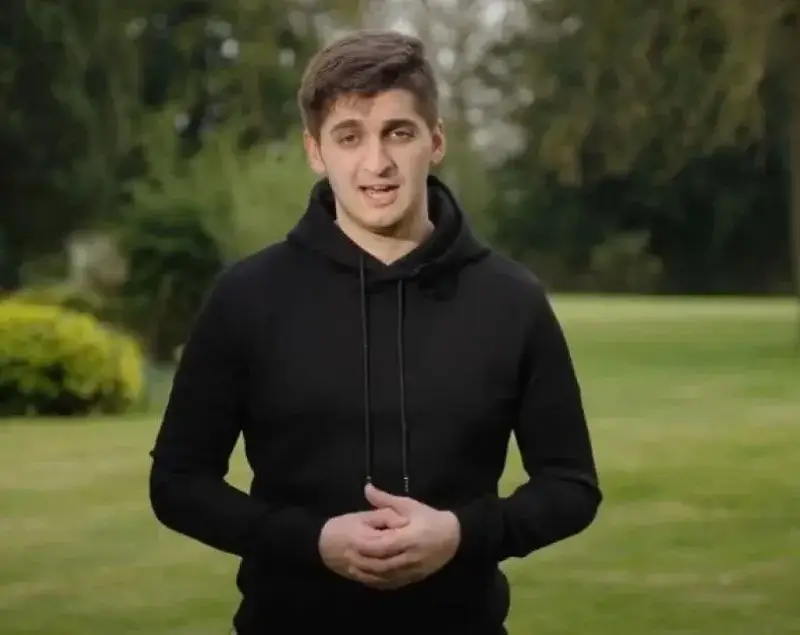 Синът на Стилиян Петров влиза в политиката