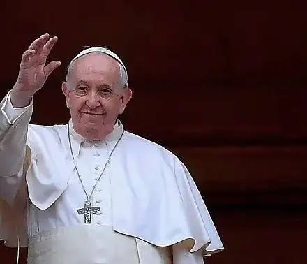 Светът изпрати папа Франциск в последния му земен път (снимки/видео)