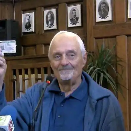 Тед Кочев стана българин преди да умре, за да си запази милионите