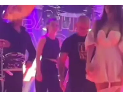 УТОЧНЕНИЕ: Не Галена, а Ария си събу гащите  в дискотека ВИДЕО