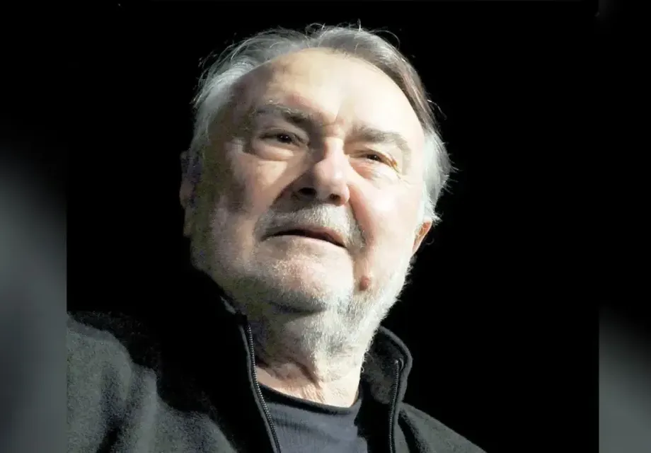 Васил Михайлов на 87: В момента учители и деца се разминават тотално