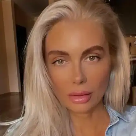 Венета Райкова трепери  да не й направят  магия чрез снимка