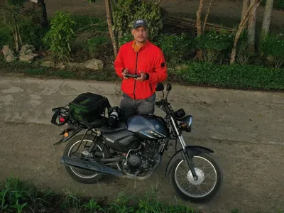 Владо Карамазов отвлечен с мотор в Мароко: Усещах как ще ме разфасоват!