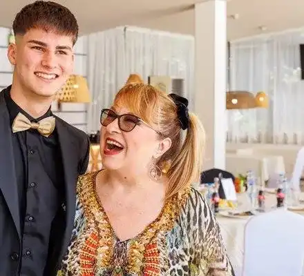 Внукът на Маргарита Хранова: Баба ми помага във футбола