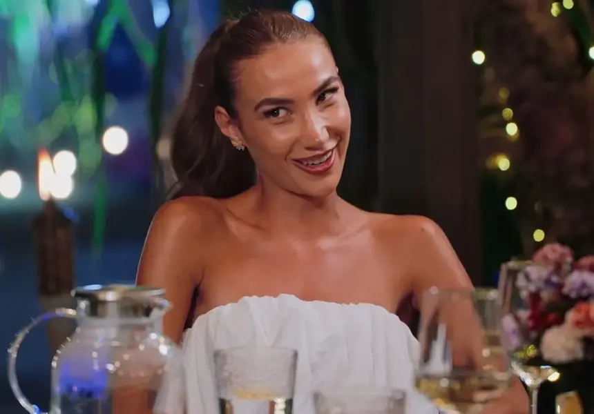 ВЗРИВ!! Ето как е изглеждала глупавата Ферай преди 5 години! ("кучето" на Мартин и Рупецова си е сменила фейса - СНИМКИ)