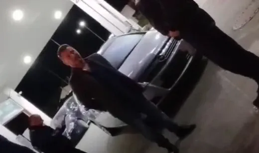 Арестуваха певеца Петко Захариев, скандално ВИДЕО