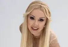 ТРУС!! Кати се върна в чалгата по-секси от всякога: Н@дървени мъже взривиха мрежата! (ГОРЕЩИ СНИМКИ)