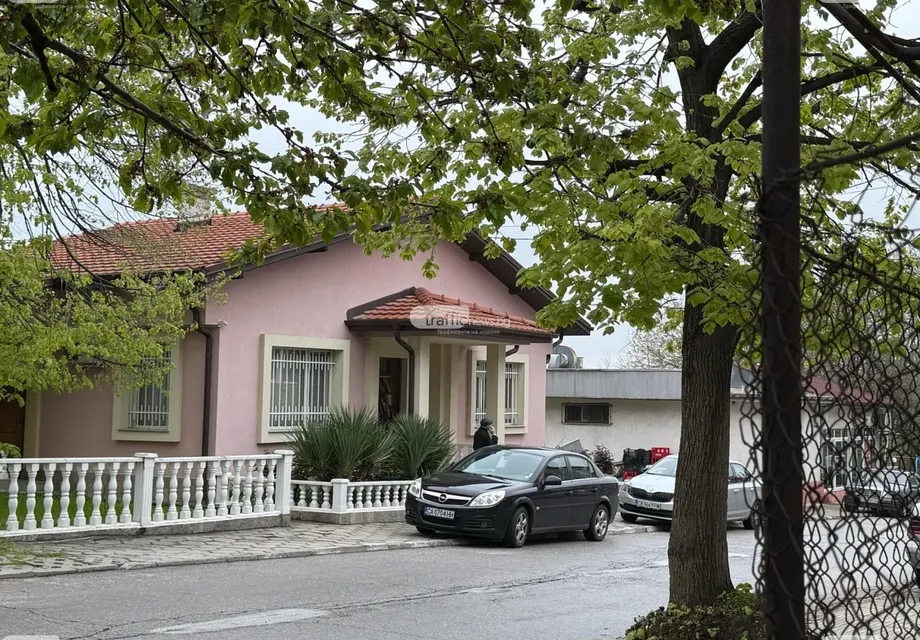 Задържаха пловдивски дознател след акция на КПКОНПИ в Долни Воден, замесен е и Джевдет Чакъров