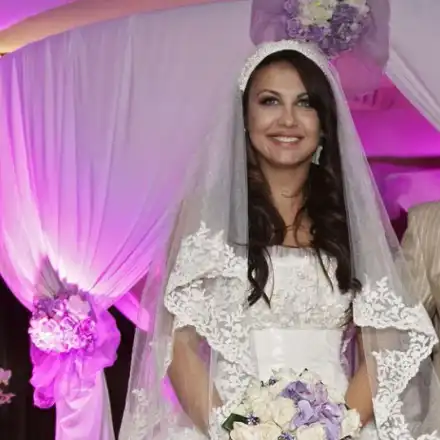 45-годишната красавица Венета Харизанова си хвана младок след развода с Емил: Призна, че още обича мъжа си! (ВИЖ ТУК)