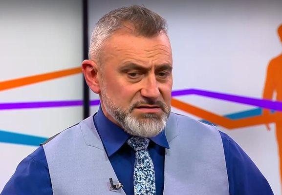 Какво работи министър Бачев? УВОЛНЯВА! И Калин Вельов изхвърча от МК