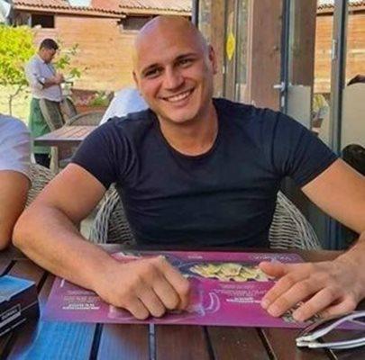 Мъчителите на животни от Перник в международна афера