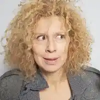 Актьори от Сатирата пропищяха от истеричните изблици на Силвия Лулчева