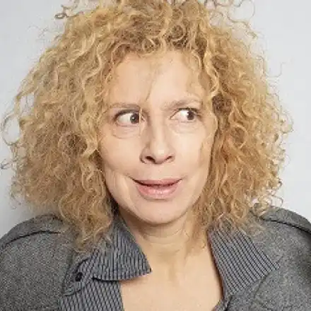 Актьори от Сатирата пропищяха от истеричните изблици на Силвия Лулчева