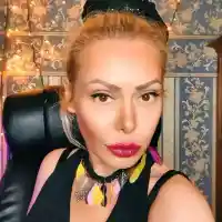 Албена Вулева се прави на екскурзовод