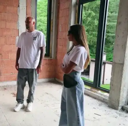 Алекс Ковачев си купи къща за 1 милион