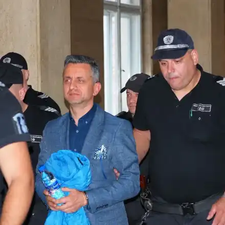 Арестуваният шеф на митницата в Пловдив Мирослав Беляшки с 300 000 евро рушвет от Паскал 