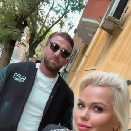 Асдис Ран изгори бюста - гледката е болезнена