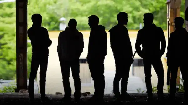 БГ звезди: Страхуваме се локалите да не нападнат децата ни