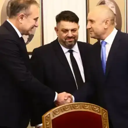 БСП и Слави охладняха към Радев 