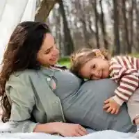 Даяна Ханджиева чака близнаци - чуди се как ще оцелее?!