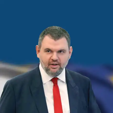 Делян Пеевски, лидер на ДПС и ПГ на ДПС-НОВО НАЧАЛО: Със силата на словото започва всяко ново начало! Честит празник на българската писменост!