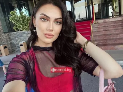 Депутатска любовница слага гаражен ботокс (ГОРЕЩИ СНИМКИ)