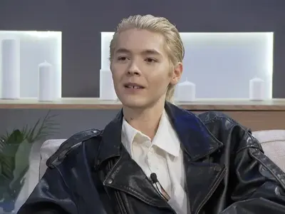 Детето-чудо на поп музиката Кристиан Костов в най-личното си интервю: Аз съм си и враг и най-добър приятел