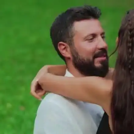 Е, поне се преструвайте, де!! ЛЪСНА ДОКАЗАТЕЛСТВОТО, че Мартин и Даниела дори не се понасят! (ВИЖ ТУК)