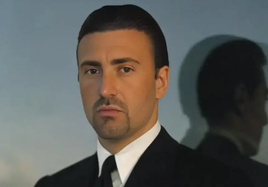 Ексклузивно! Готи се преобрази на Кръстника