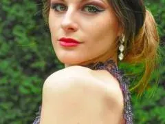 Ето я внучката на Паша Христова