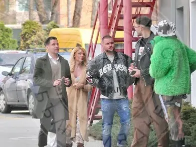 ФОТО БОМБА: Ето с кого и къде засякоха разведената Светлана Василева! (няма нищо общо с фотошопа - СНИМКИ)