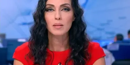 ФОТО БОМБА: Вижте новия мъж на Виктория Петрова! (водещата най-сетне щастлива - СНИМКИ)