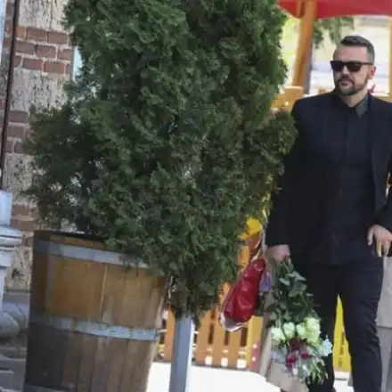 Графа: Казахме си "Чао" с духа на майка ми над джунгла в Индия