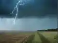 Гръмотевични бури удрят 3 района в България