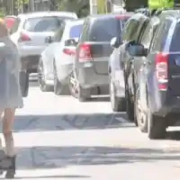 Гущерова рязко ЗАБОГАТЯ  (Папарашки СНИМКИ)