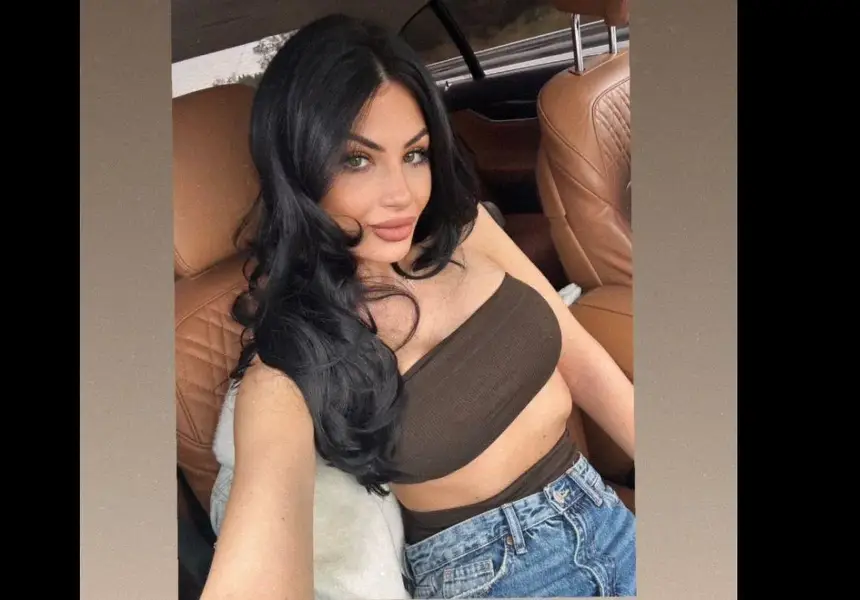 И Мис България влезе в новия тренд на звездните дами: Да си покажем долните гащи (СНИМКИ)