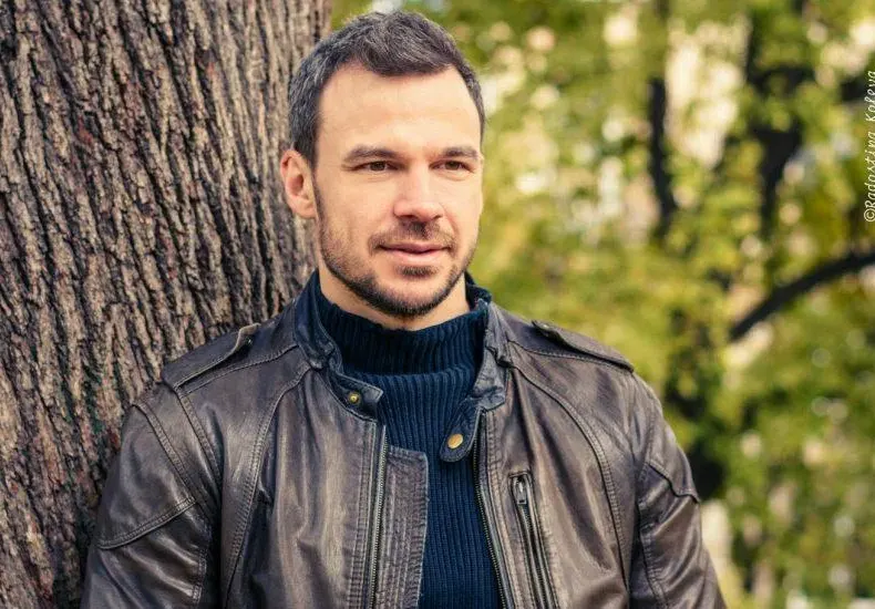 Иво Захариев става даскал