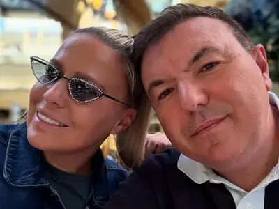 Жената на Костадин Ангелов се фука с очила за 950 евро