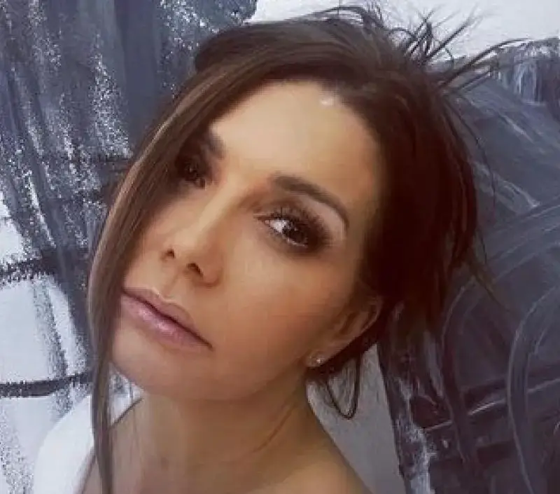 Кали отиде при мафията