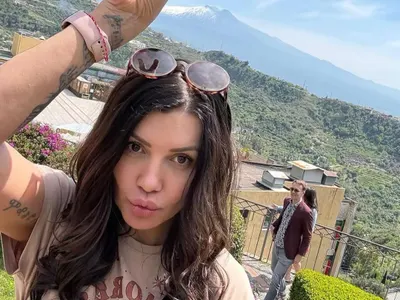 Кали спира Везувий да не изригне