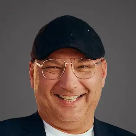 Кулинарят легенда и звезда на телевизионни формати шеф Манчев: 100 човека работят за мен