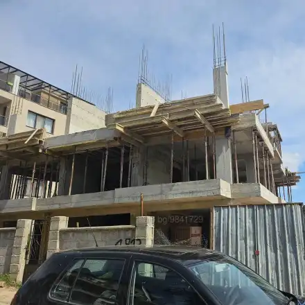 Купуваме 5 квадрата имот със заплатата за 1 година 