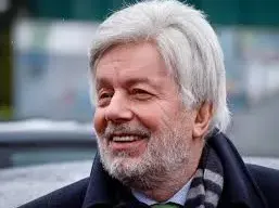 Легендарният бивш шеф на БФС Валентин Михов с шокираща изповед: Мутра ме пребиваше години наред!