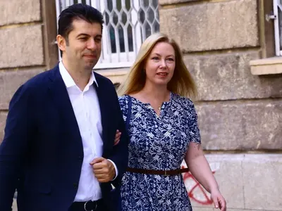 Линда ЗАРЯЗА невротичния Кирил СНИМКИ