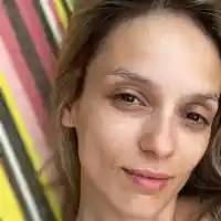 Луиза Григорова лекува от простотия