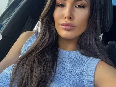 Любимата на Юксел – бременна в 5-ия месец! Тв водещият на седмото небе от щастие (СНИМКИ)