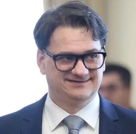 Мариан Бачев се оплете с кадровите назначения в Министерство на културата 