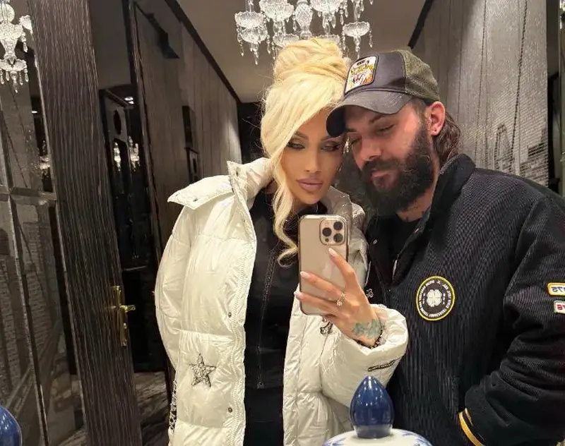 Мъжът на Джулиана Гани на хранилка при нея! Теодор Гецов стана мъж под чехъл